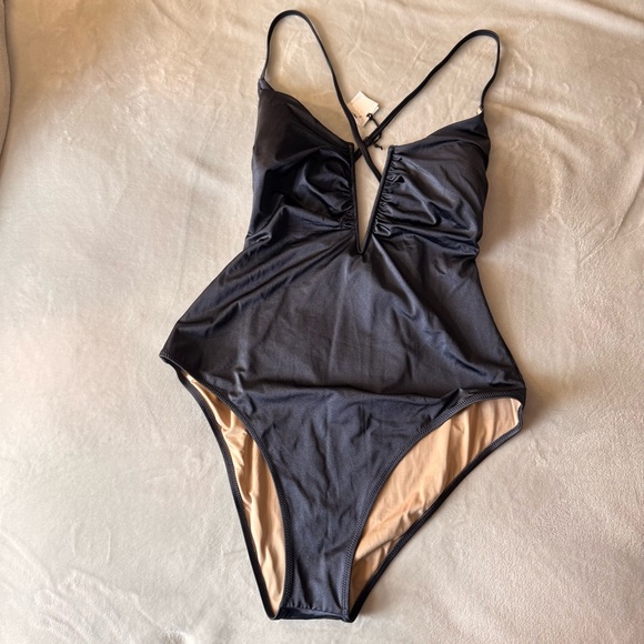 NEW Shade & Shore Black Shirred V-Wire Plunge One Piece Swimsuit Extra Cheeky XL - Picture 2 of 13